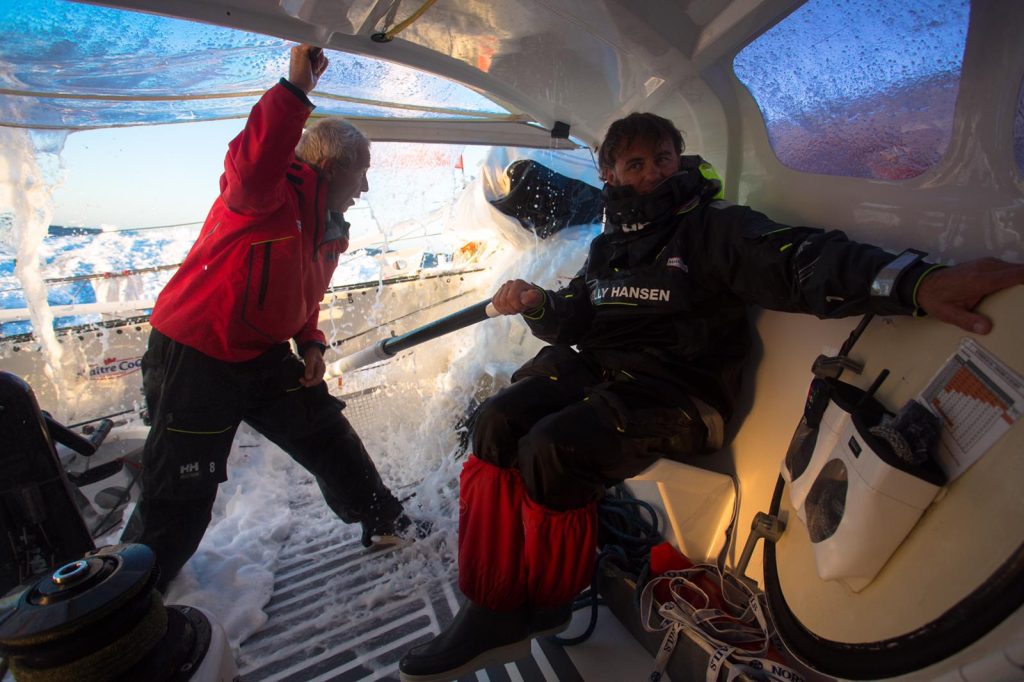 images à bord de maitre coq iv